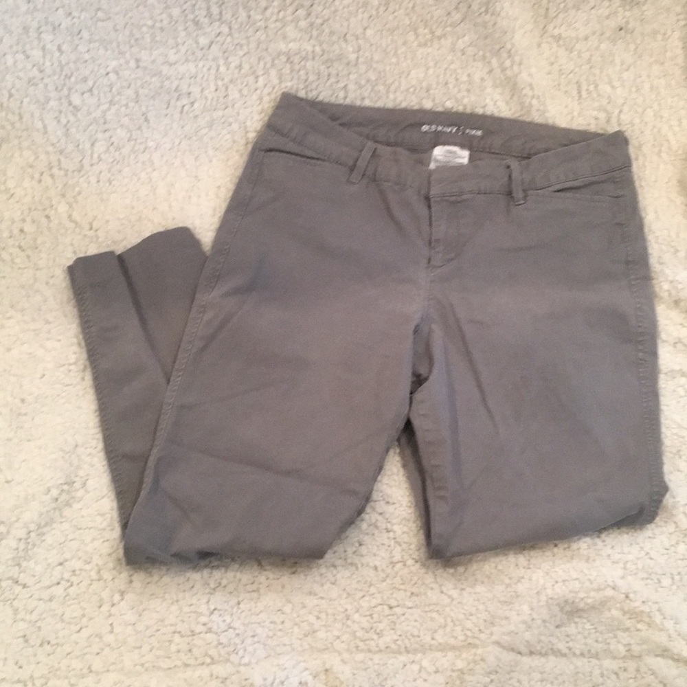 Old Navy Gray Pixie Pants